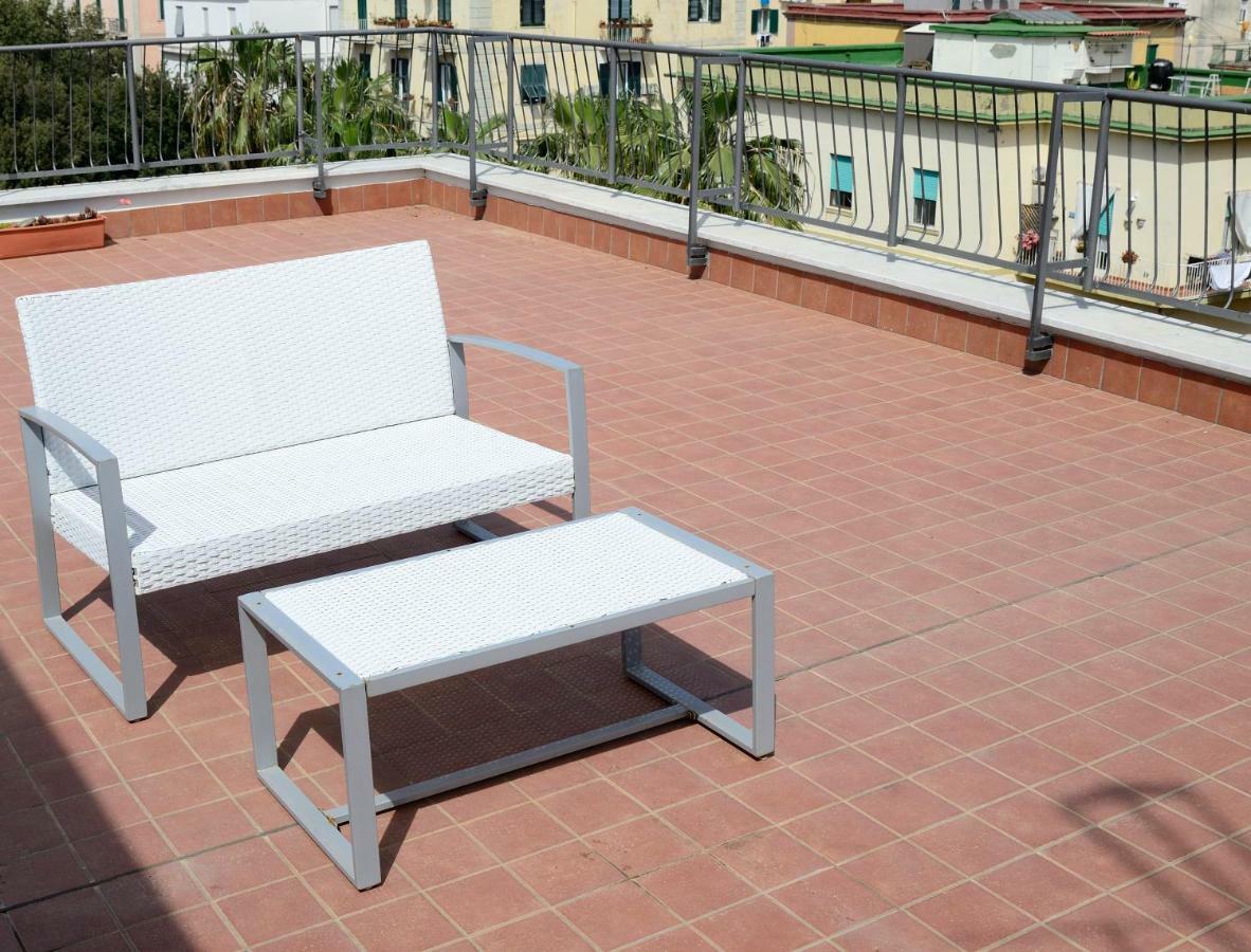 Apartmán Terrazza Eurialo Neapol Exteriér fotografie